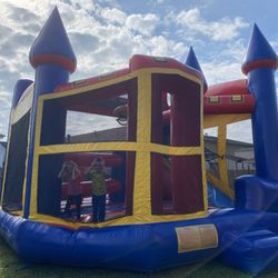 PartyZone Event Rentals - Kids checking out the new setup