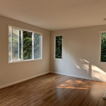 Henry Hardwood Floor Service - Completed hardwood - Flooring Near Me - Seattle, Washington Henry Hardwood Floor Service - Completed hardwood - Flooring Near Me - Seattle, Washington