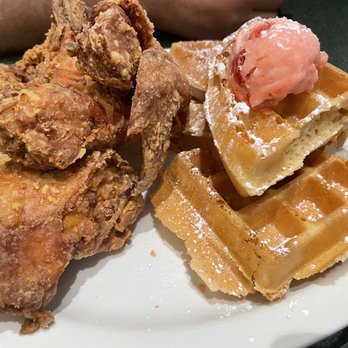 Metro Diner - Fried Chicken & Waffle - American Near Me - Dothan, Alabama Metro Diner - Fried Chicken & Waffle - American Near Me - Dothan, Alabama