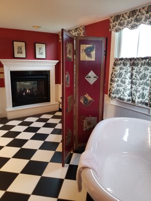 Four Columns Inn & 1832 Tavern by null