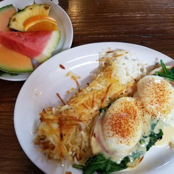 Hannah And Nate's - Delicious Eggs Benedict Florentine! - Cafes Near Me - Corrales, New Mexico
