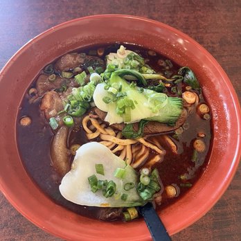 Corner Beef Noodle House - Half half beef noodle soup - Taiwanese Near Me - El Monte, California Corner Beef Noodle House - Half half beef noodle soup - Taiwanese Near Me - El Monte, California