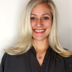 Kecia Heinz Studio - Brilliant blond baby lights and balayage with a long layered haircut,face framing and signature blowout.