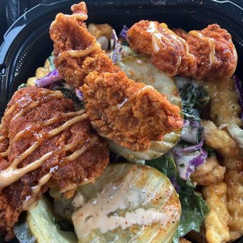 Dave's Hot Chicken - Large Top Loaded Fries - Chicken Shop Near Me - Brentwood, California Dave's Hot Chicken - Large Top Loaded Fries - Chicken Shop Near Me - Brentwood, California