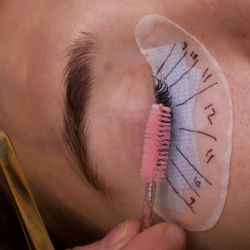 IDOLIZE Brows And Beauty Nashua - Lashes