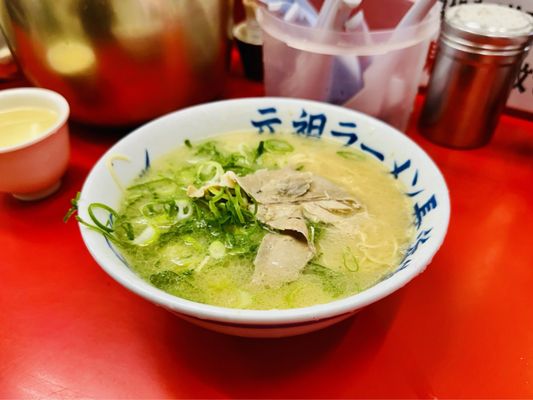 Ganso Ramen Nagahamake by null