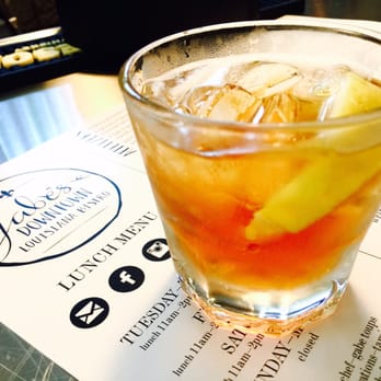 Gabe's Downtown - I like to call this the feisty Arnold Palmer, it has lemon and peach ice tea vodka! - Cajun/Creole Near Me - Douglasville, Georgia