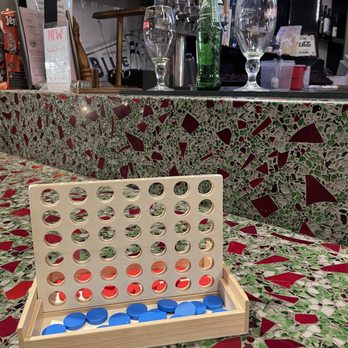 Wall ST Pizza - Games at the bar - Pizza Near Me - Culver City, California
