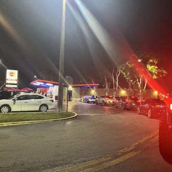 Charlie's Ice Cream - Outside had a very long Lina of cars that poured into the street. - Ice Cream & Frozen Yogurt Near Me - Miami, Florida Charlie's Ice Cream - Outside had a very long Lina of cars that poured into the street. - Ice Cream & Frozen Yogurt Near Me - Miami, Florida