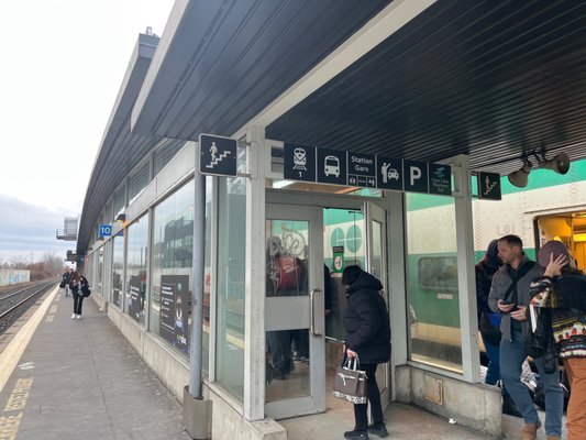 Burlington GO by null