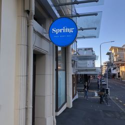 Spring Spa - Entrance