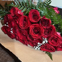 Maggie's Flowers - Last year's arrangement beautiful