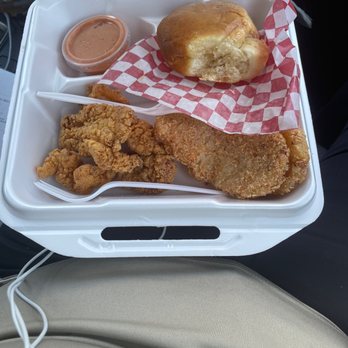 Edie's Biscuits - Catfish platter - Cajun/Creole Near Me - Lafayette, Louisiana Edie's Biscuits - Catfish platter - Cajun/Creole Near Me - Lafayette, Louisiana