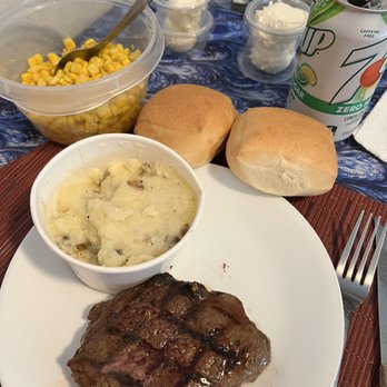 Texas Roadhouse - 8 Oz sirloin mashed potatoes and corn along with delicious rolls - Steakhouses Near Me - Springfield, Missouri