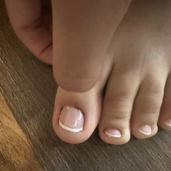 Lush Beauty Lounge - Pictures of cuts and bleeding - Nail Salons Near Me - Hemet, California