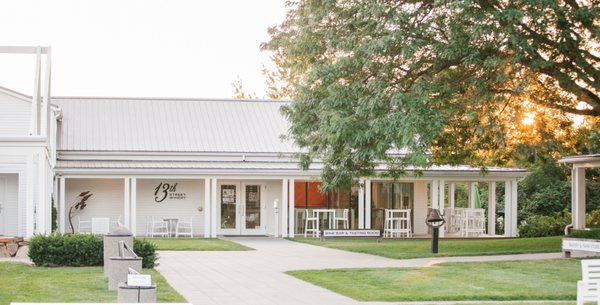 13th Street Winery by null