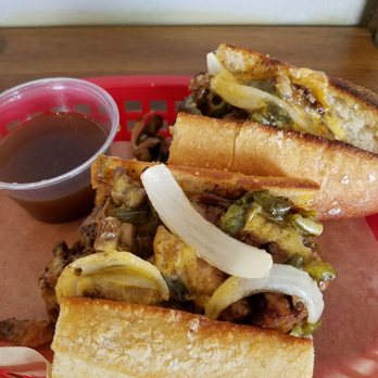 EARL Kaimuki - Beef Brisket w/Roasted Green Chile. - Sandwiches Near Me - Honolulu, Hawaii