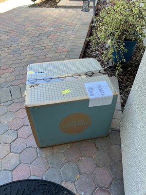 Island Creek Oyster Retail Shop by null