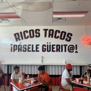 Chilangos Tacos - Seating area - Tacos Near Me - Dallas, Texas