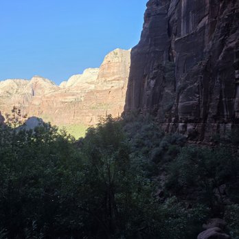 Weeping Rock - Zion National Park: Weeping Rock - Hiking Near Me - Springdale, Utah Weeping Rock - Zion National Park: Weeping Rock - Hiking Near Me - Springdale, Utah