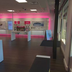 T-Mobile - Big space and 2 tables to sit at