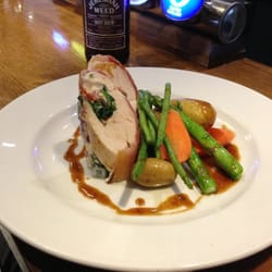 Percy Arms - Chicken Roulade