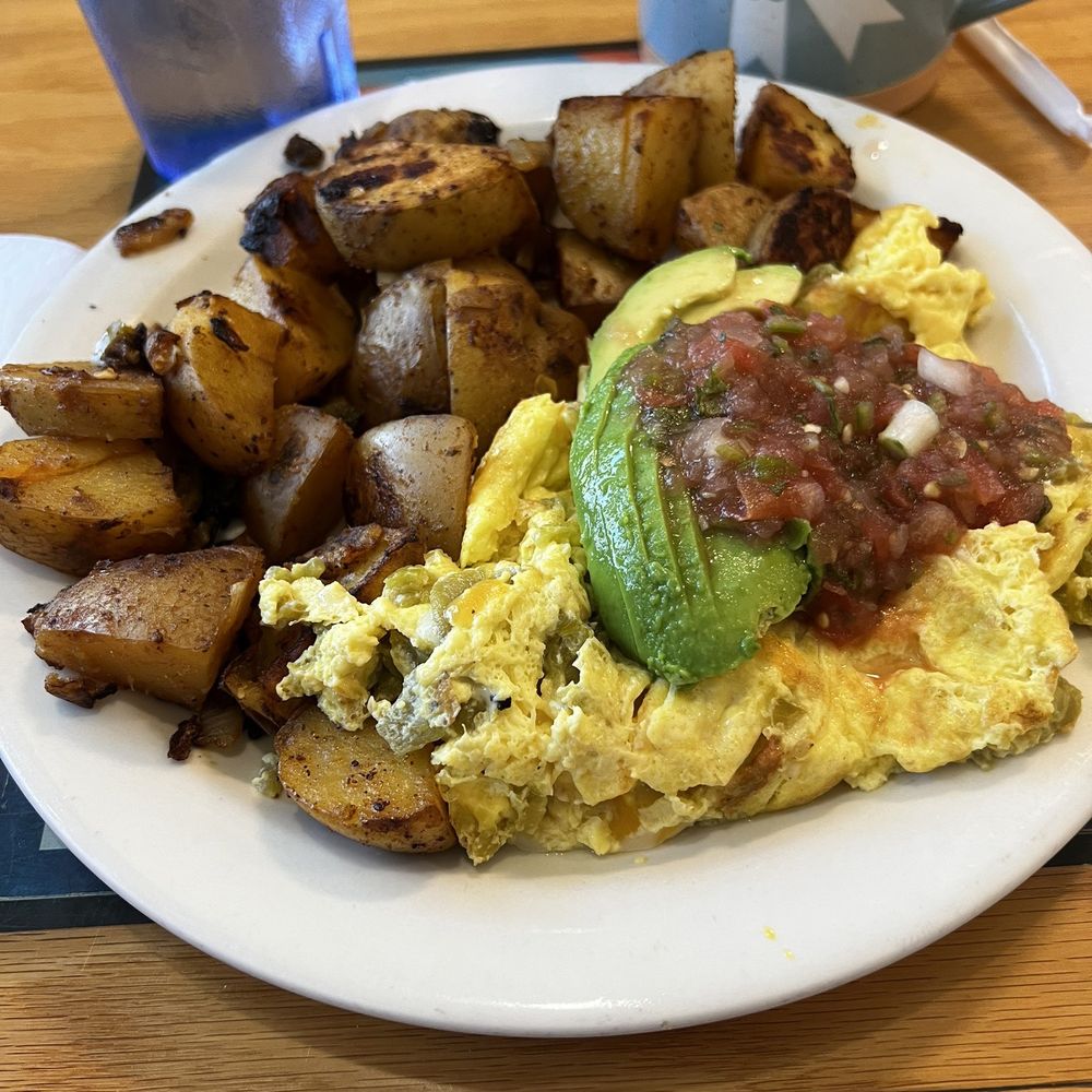 Beach Break Cafe - California Omelette - Breakfast & Brunch Near Me - Oceanside, California