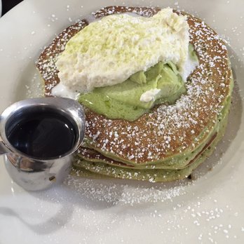 Bea Bea's - Green Tea Pancakes - Coffee & Tea Near Me - Burbank, California