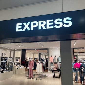 Express - Men's Clothing Near Me - Houston, Texas