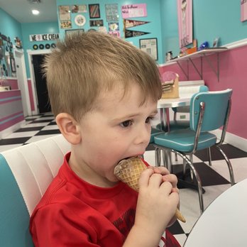 Lily's Handmade Ice Cream - Ice Cream & Frozen Yogurt Near Me - Delray Beach, Florida Lily's Handmade Ice Cream - Ice Cream & Frozen Yogurt Near Me - Delray Beach, Florida