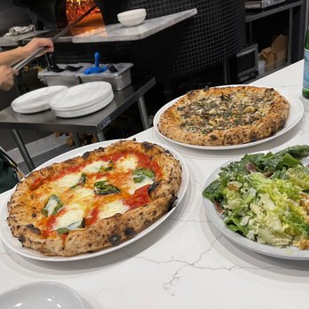 Sei Pizza Bar - Margherita Pizze, Funghi Pizze, Caesar Salad - Pizza Near Me - Los Angeles, California Sei Pizza Bar - Margherita Pizze, Funghi Pizze, Caesar Salad - Pizza Near Me - Los Angeles, California