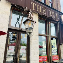 The Palace Ice Cream & Sandwich Shop - Front door