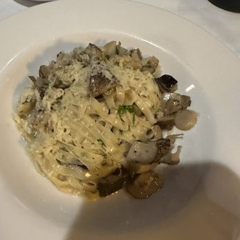Acero - Tagliolini al Funghi - Italian Near Me - Maplewood, Missouri