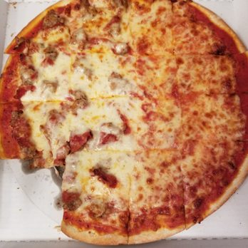 Villa Palermo Pizza - Pepperoni & Sausage /Cheese - Pizza Near Me - Chicago, Illinois