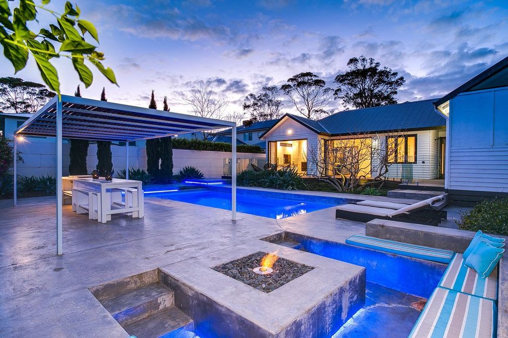 Slide of Golden Line Remodeling