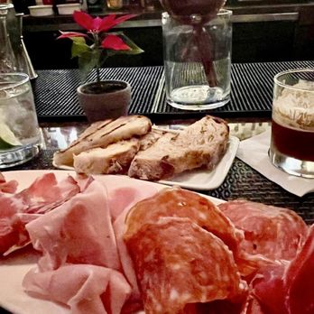 Michael's On Naples - Italian Near Me - Long Beach, California