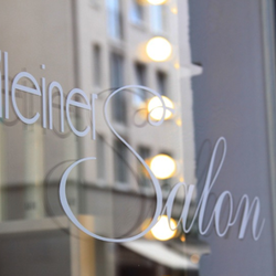 Kleiner Salon