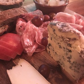 Fortune Favours - Cheese, meat, pickles, bread and crackers. Perfection - Brewpubs Near Me - Wellington, WGN