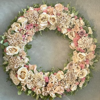 Endless Florals - Floral - Commissioned Artists Near Me - Sacramento, California Endless Florals - Floral - Commissioned Artists Near Me - Sacramento, California