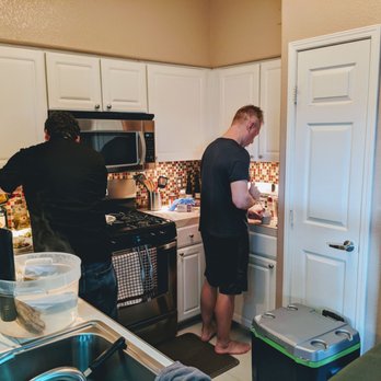 Somethin's Cooking - Caterers Near Me