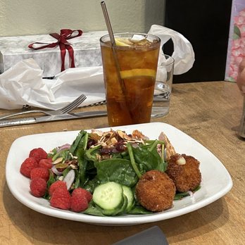 KIN Windsor - Fried Brie spinach salad - New American Near Me - Windsor, California KIN Windsor - Fried Brie spinach salad - New American Near Me - Windsor, California