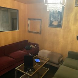Medium room