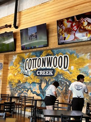 Cottonwood Creek Brewery by null