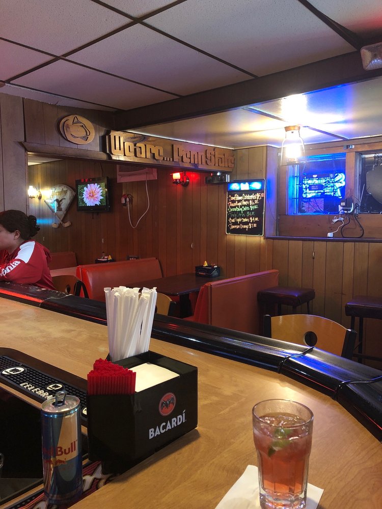 Social spots from Senate Bar & Grill