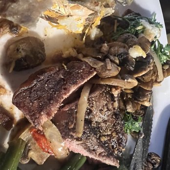 Rusty Truck Brewing - All the mushrooms on the steak I didn't want - Breweries Near Me - Lincoln City, Oregon Rusty Truck Brewing - All the mushrooms on the steak I didn't want - Breweries Near Me - Lincoln City, Oregon