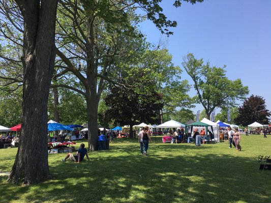 Lake Ontario Park by null