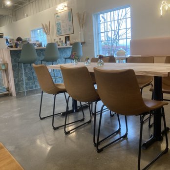 Summit Coffee Roswell - Inside summit coffee - Coffee & Tea Near Me - Roswell, Georgia Summit Coffee Roswell - Inside summit coffee - Coffee & Tea Near Me - Roswell, Georgia