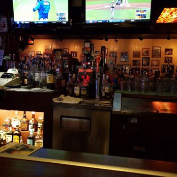 Peter D's - a baseball game being played on tvs - Dive Bars Near Me - San Diego, California Peter D's - a baseball game being played on tvs - Dive Bars Near Me - San Diego, California