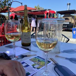 Woodside Vineyards - Outdoor patio