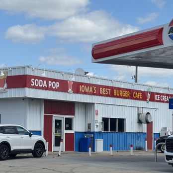 Iowa's Best Burger Cafe - Iowas Best Burger Cafe does not disappoint. - Burgers Near Me - Kellogg, Iowa Iowa's Best Burger Cafe - Iowas Best Burger Cafe does not disappoint. - Burgers Near Me - Kellogg, Iowa